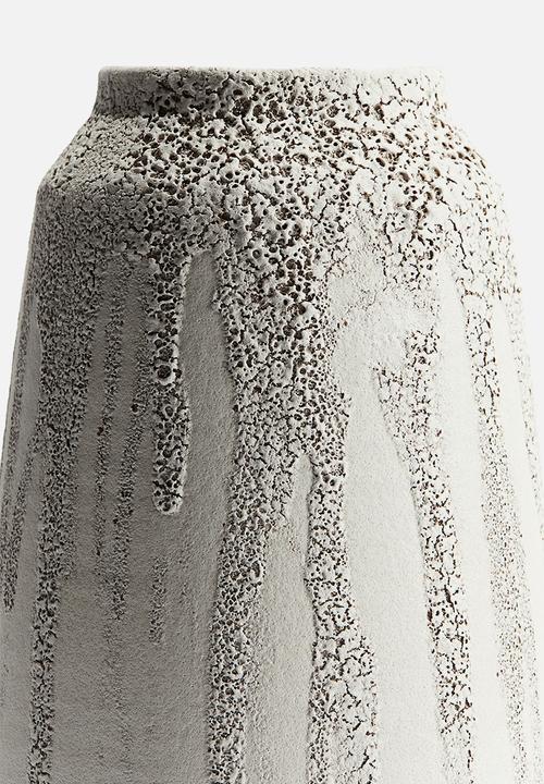 H&M - Tall terracotta vase - light grey patterned