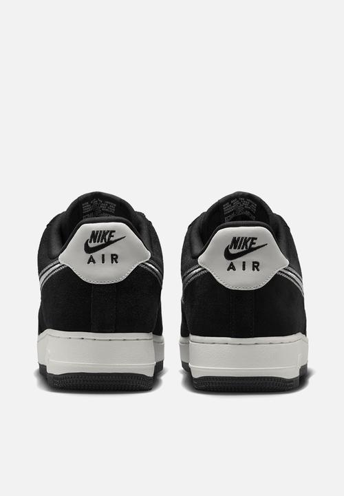 Nike - Air Force 1 '07 lv8