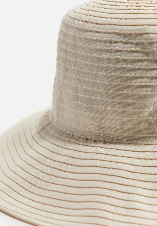 H&M - Bucket hat - white