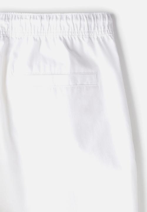 H&M - Regular fit cotton shorts - white