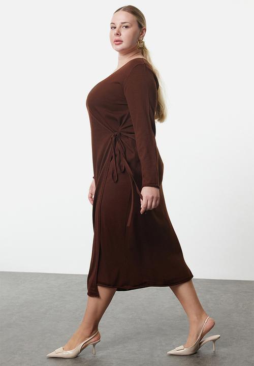 Trendyol - Double Breasted Tie Detailed Midi Knitwear Dress - Brown 