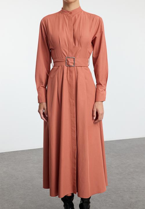 Trendyol - Belted Pleat Detailed Woven Dress - Cinnamon 