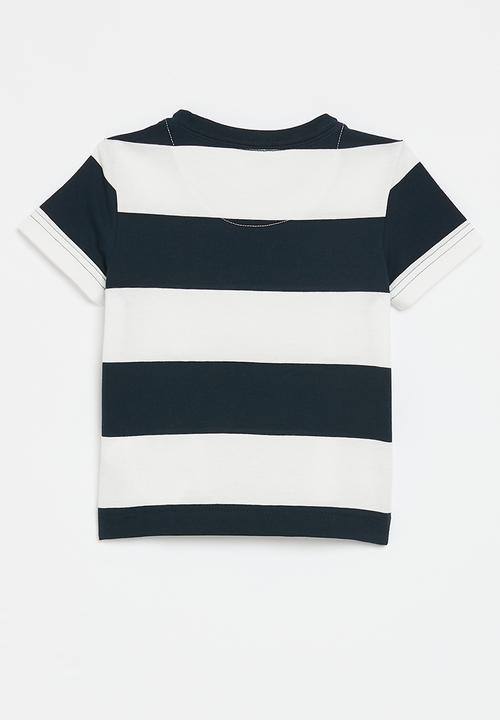 Nike - Nkn club seasonal ss tee - midnight navy
