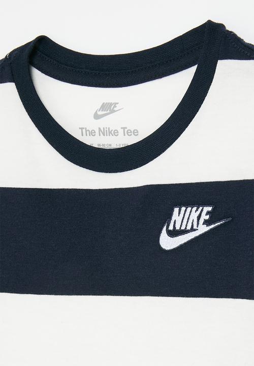 Nike - Nkn club seasonal ss tee - midnight navy