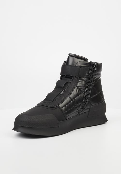 MAZERATA - Valentino13 - Black