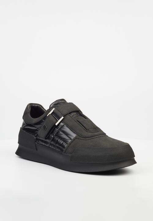 MAZERATA - Valentino14 - Black