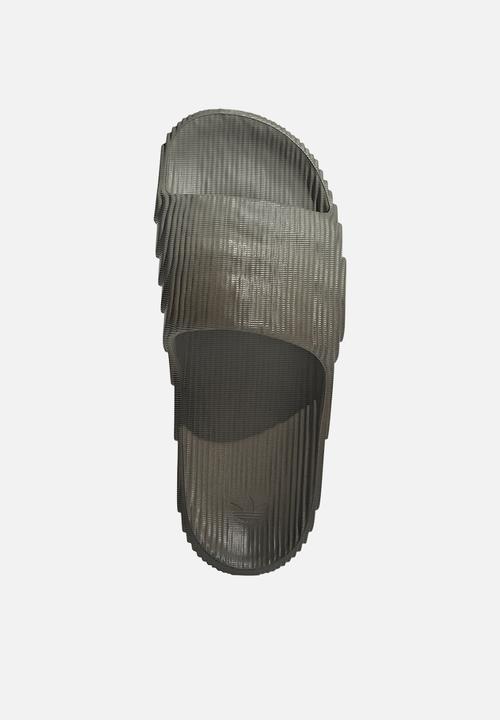 adidas Originals - ADILETTE 22