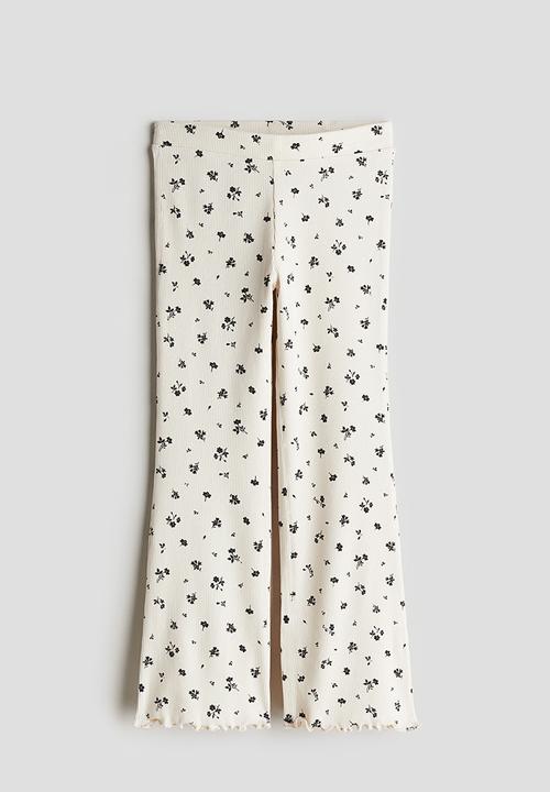 H&M - Flared leggings - natural white floral 