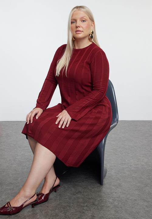 Trendyol - Plum ribbed crew neck plus size & maternity knit dress