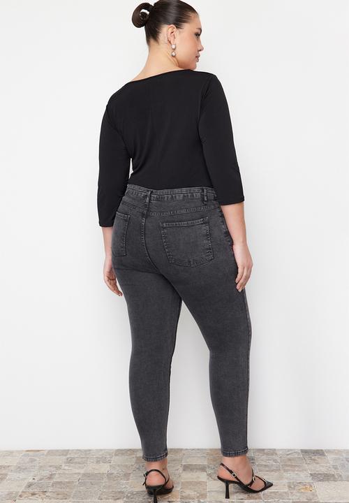 Trendyol - Plus Gray High Waist Flexible Skinny Jeans