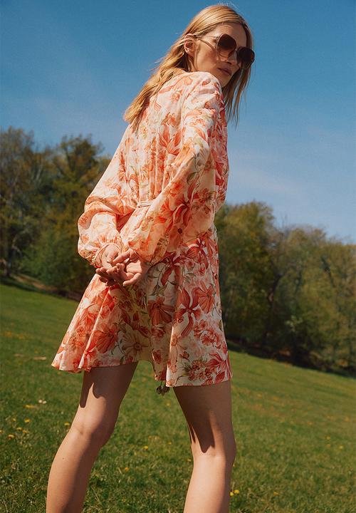 H&M - Macramé-belt dress - coral red floral