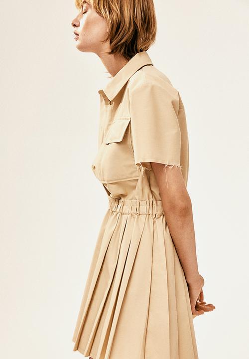 H&M - Pleated-skirt utility dress - light beige