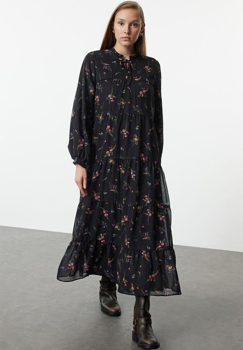 Trendyol - Black Floral Collar Woven Dress