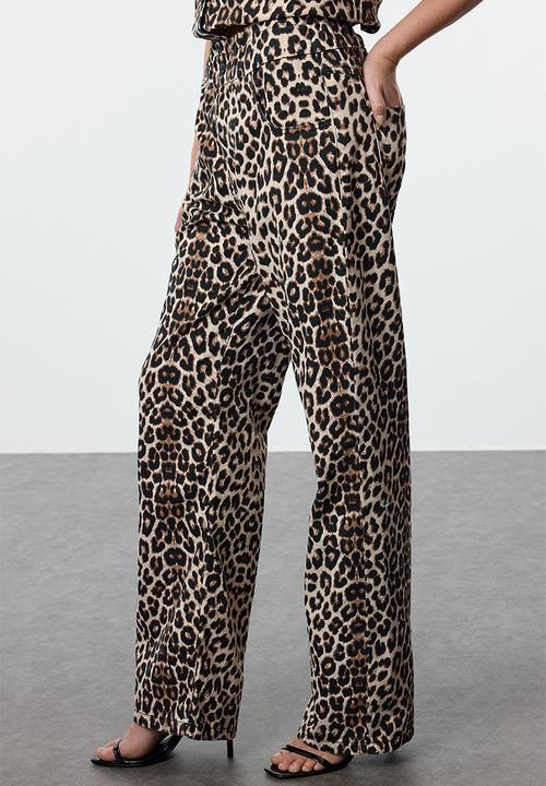 Trendyol - Multicolored Leopard Patterned High Waist Wide Leg Jeans