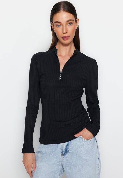 Trendyol - Regular zippered collar regular pattern knitted fitted body - black