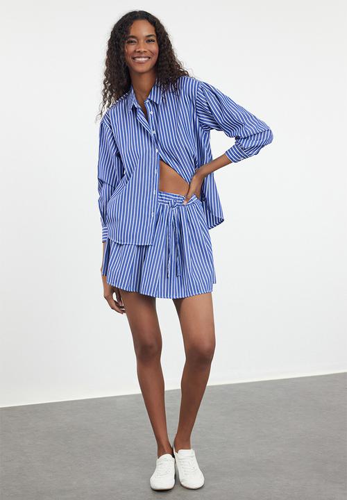 Trendyol - Elastic Waist Corded Striped Mini Length Woven Skirt - Blue 