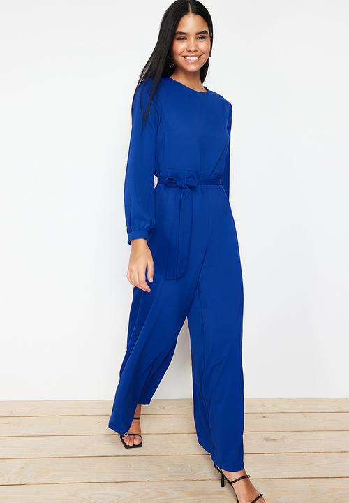 Trendyol - Tasseled Jumpsuit-Cape Evening Dress - Navy Blue 