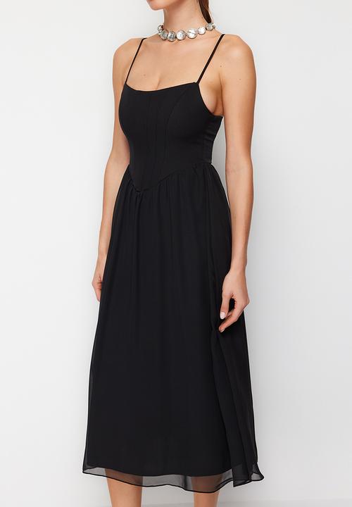 Trendyol - A-Line Lined Corset Detailed Woven Tulle Elegant Evening Dress -Black 
