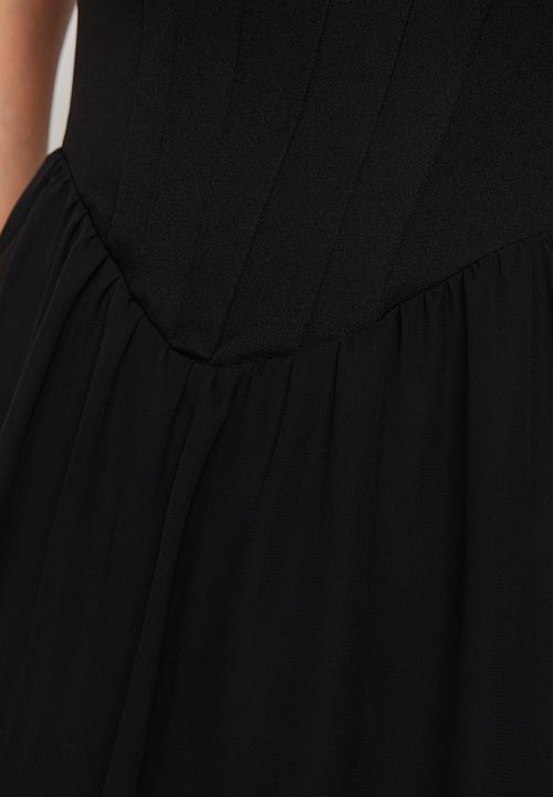 Trendyol - A-Line Lined Corset Detailed Woven Tulle Elegant Evening Dress -Black 
