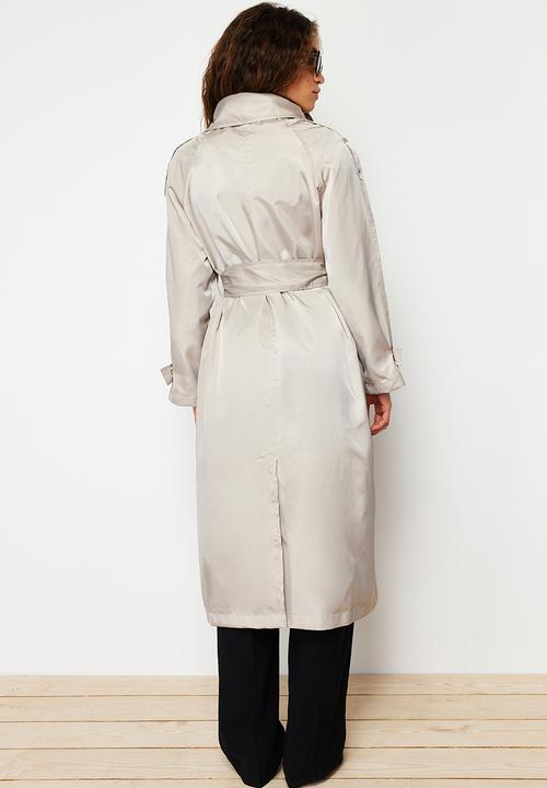 Trendyol - Oversize Wide-Cut Collar Button Shiny Belted Trench Coat - Beige 