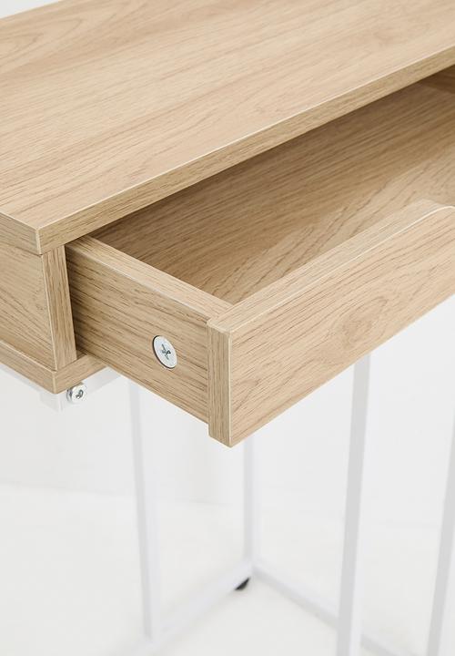 Sixth Floor - Deira side table - natural