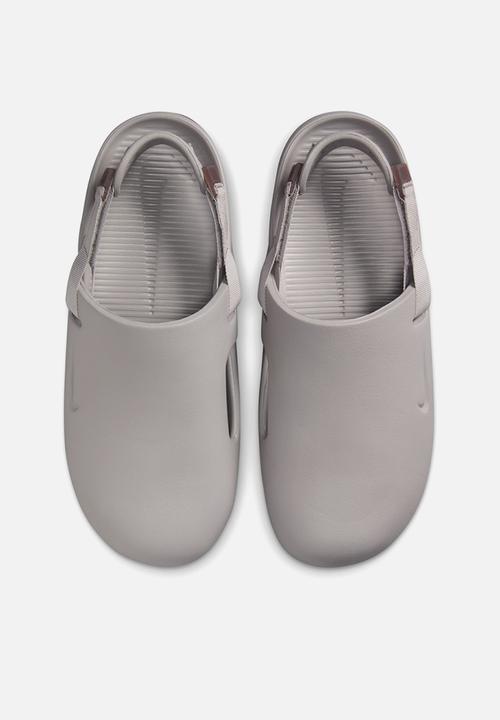 Nike - Nike Calm