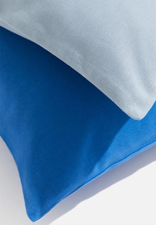 H&M - 2 pack cotton canvas cushion covers - cobalt blue/light blue