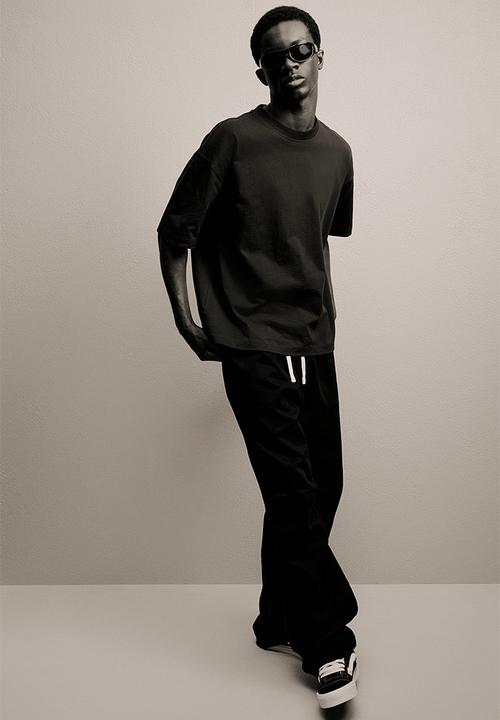 H&M - Loose fit twill trousers - black