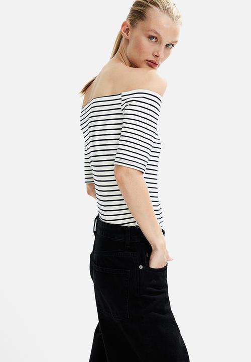 H&M - Off-the-shoulder jersey top - white & navy blue striped