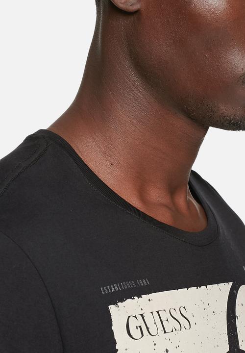 GUESS - Quatro tee