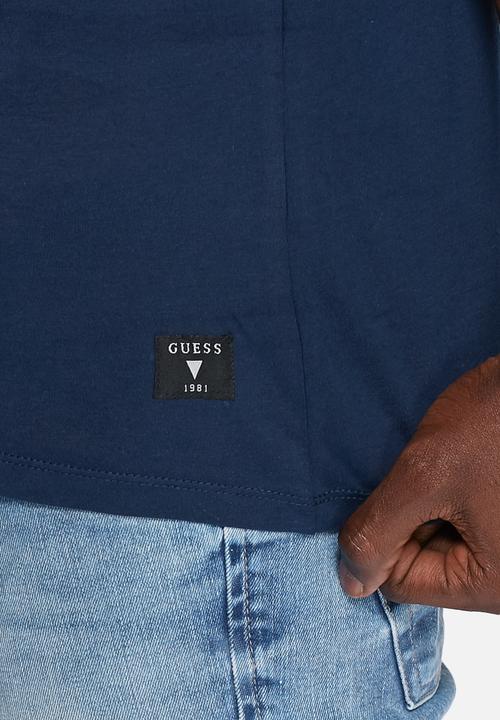 GUESS - Geometric tee