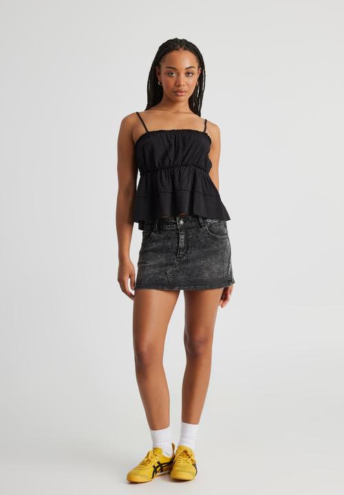 Luca Ruffle Top - Black