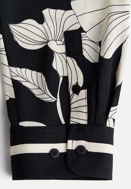 H&M - Long-sleeved shirt - black & white floral