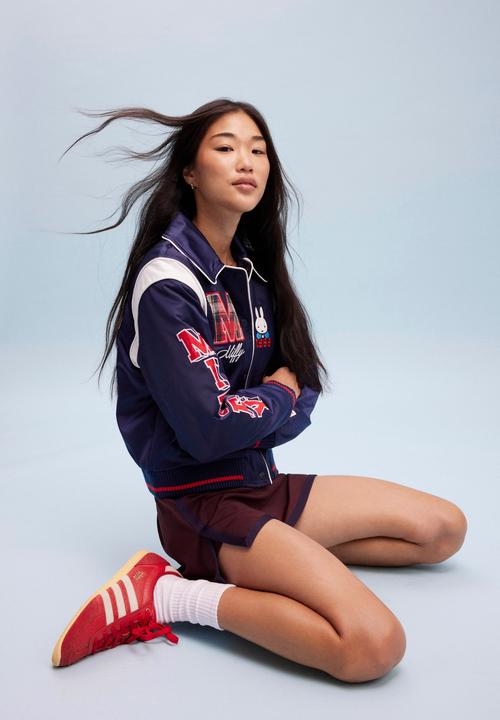 Cotton On - Lcn Miffy Varsity Bomber Jacket - Heritage Blue
