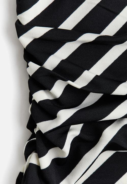 H&M - Cap-sleeved dress - black & white striped