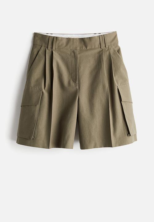 H&M - Bermuda shorts - green