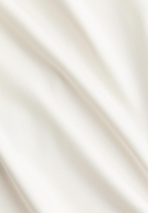 H&M - Low-back thong body - cream