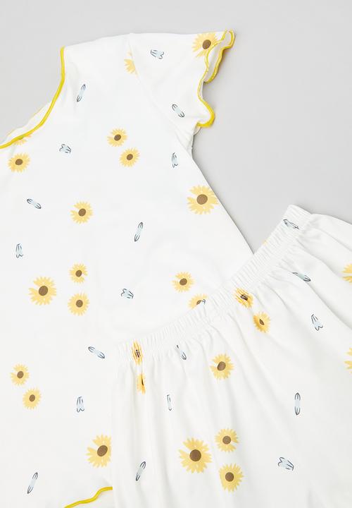 Pop Candy - Floral pj set - white & yellow 