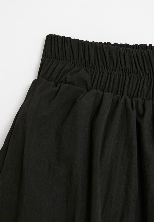 Pop Candy - Bubble short - black