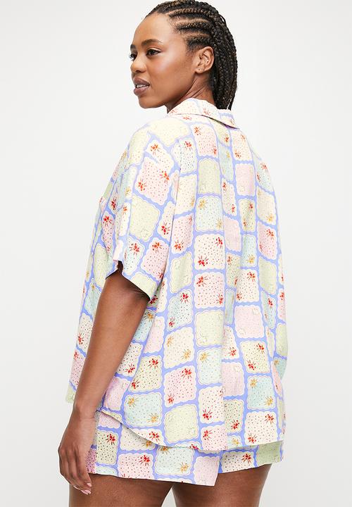 Cotton On - Plus Body Woven Sleep Set - Hayley Handkerchief Print