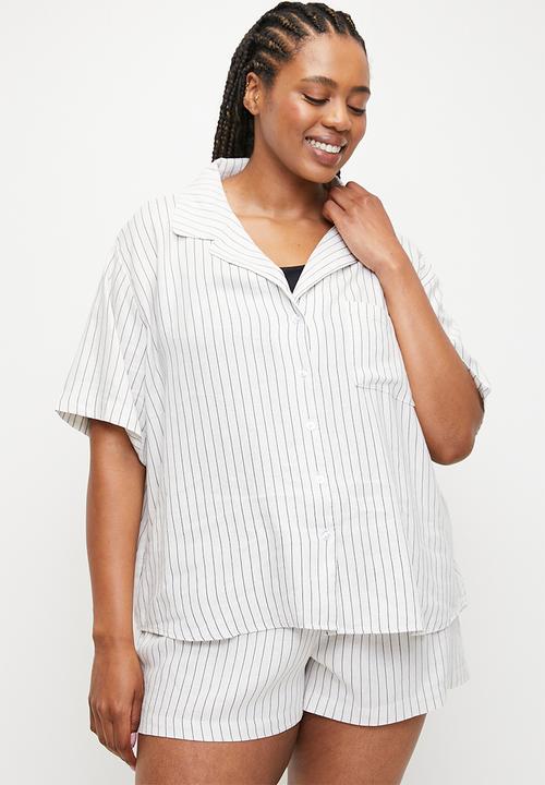 Cotton On - Plus Body Woven Sleep Set - Natural/Ebony Lee Stripe