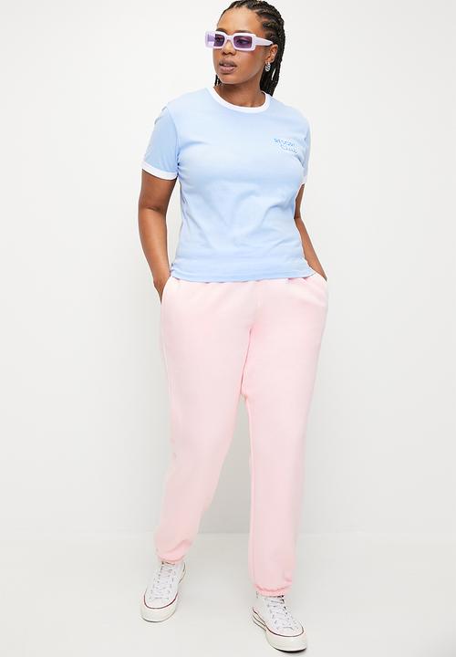 Cotton On - Plus Plush Essential Gym Sweatpant - Cherry Dream/Coconut Milk