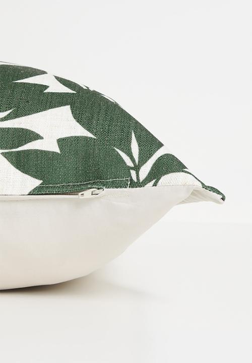 Grey Gardens - Night flower cushion cover - Green