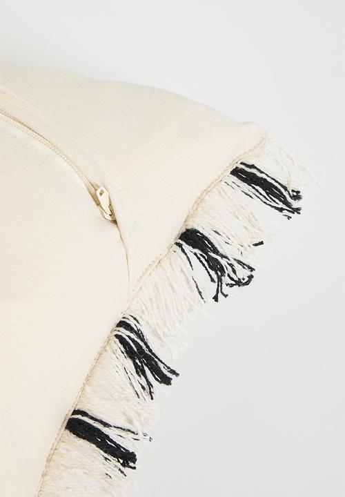 Sixth Floor - Vero woven cushion cover