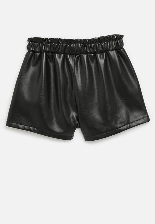Pop Candy - Pleather shorts - black