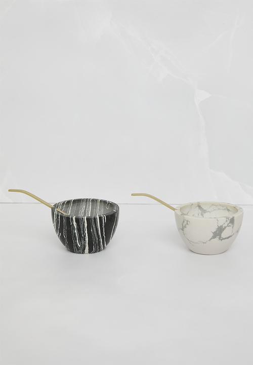 Sixth Floor - Siga marble S&P mill with spoon - Black