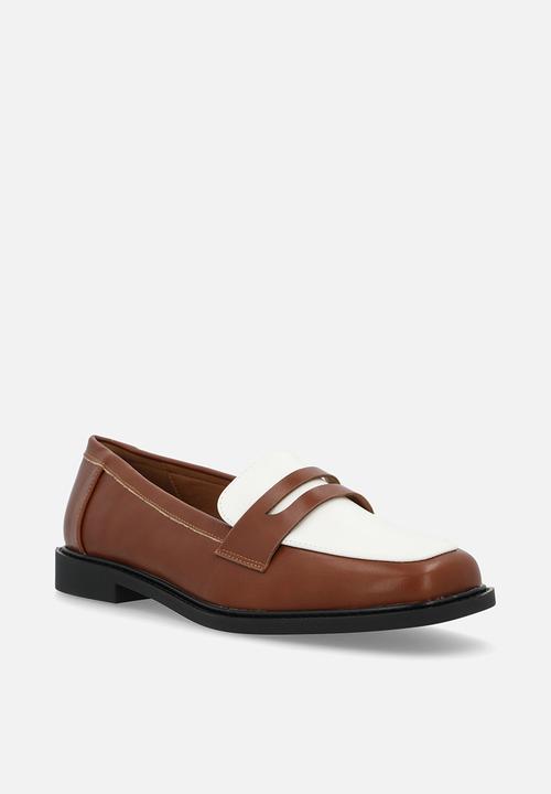 Madison® - Pippa 2 loafer - tan/white