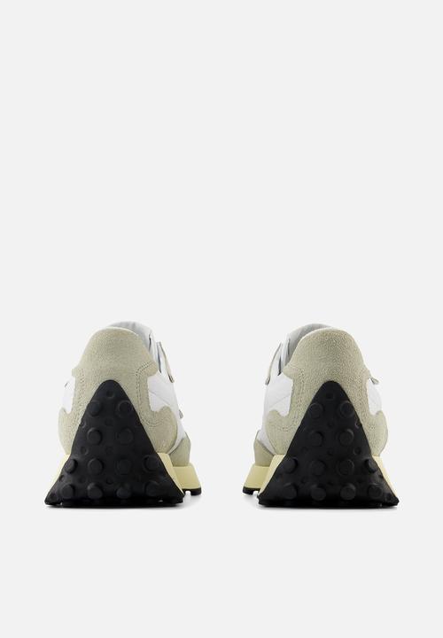 New Balance  - U327W v1