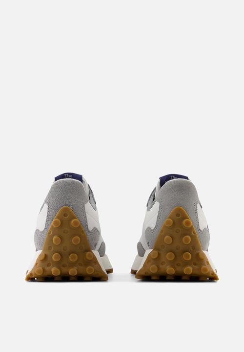 New Balance  - 327 v1