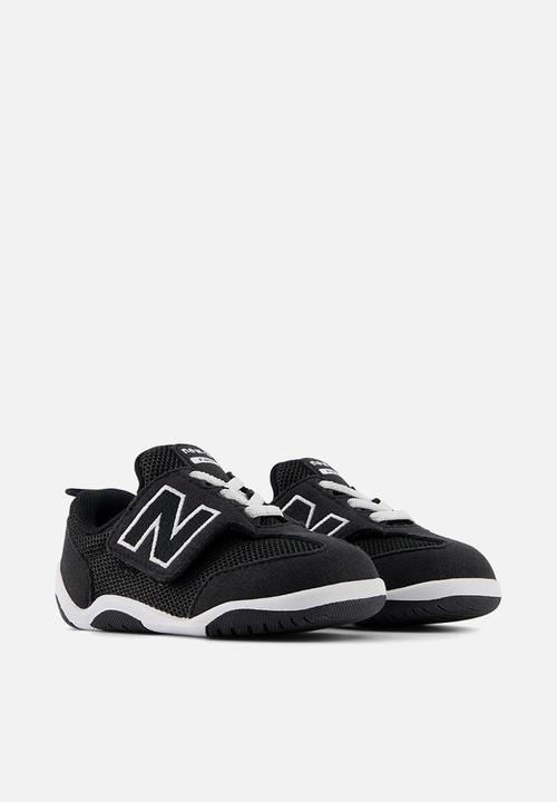 New Balance  - New-B First  - Black